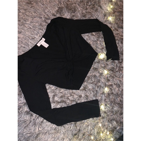 Black crop top - Picture 2 of 7